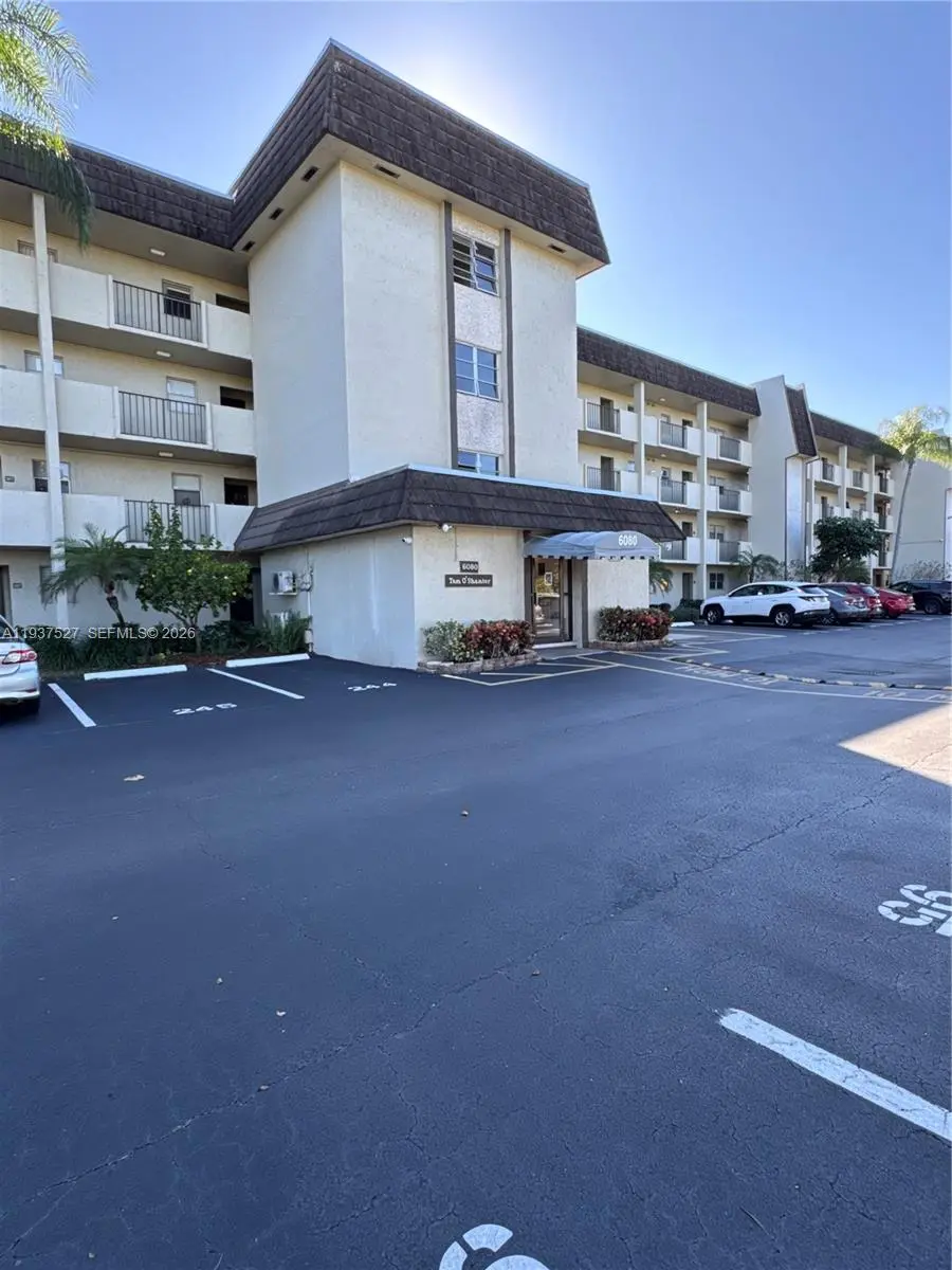 Photo of Listing #A11937527