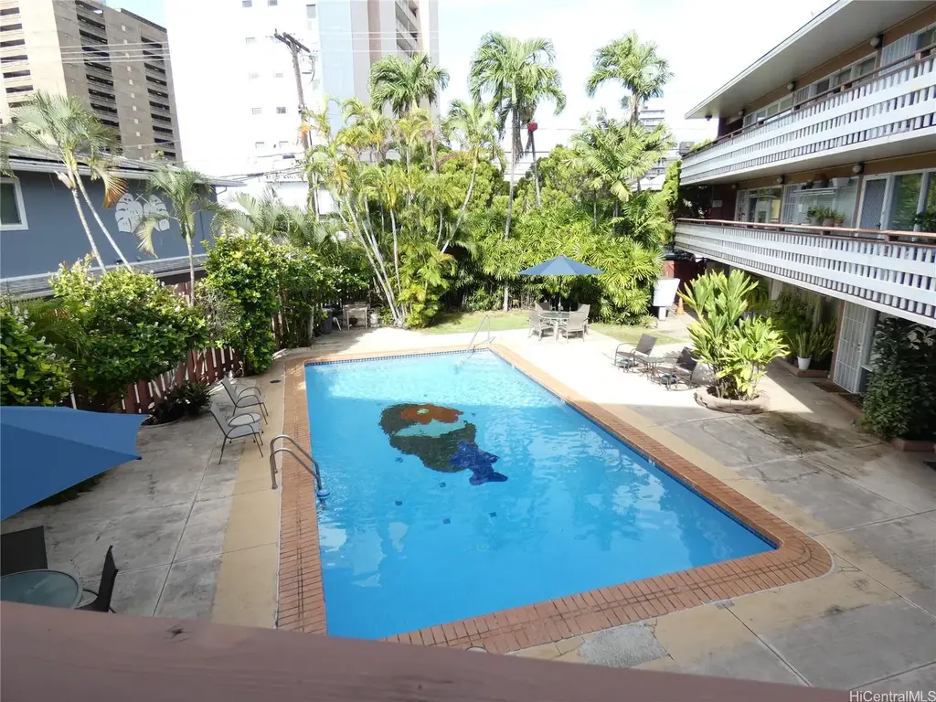 1427 Alexander Street # 201, Honolulu