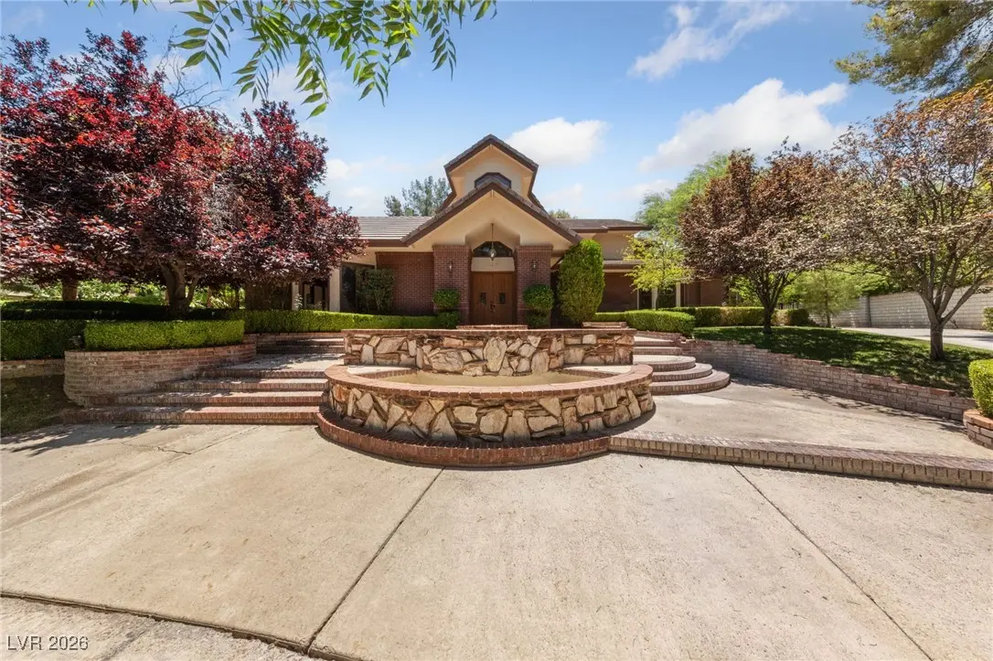 Photo of Listing #2744297