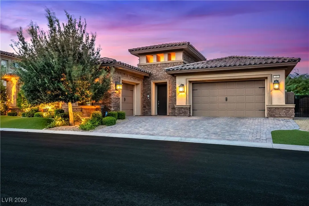 Photo of Listing #2744384