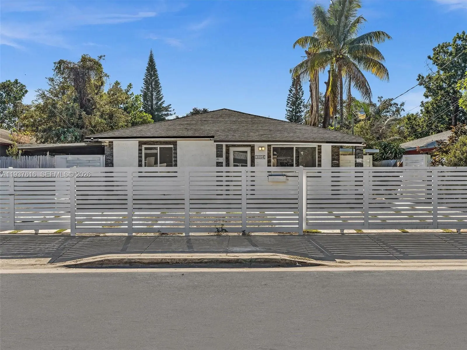 Photo of Listing #A11937616