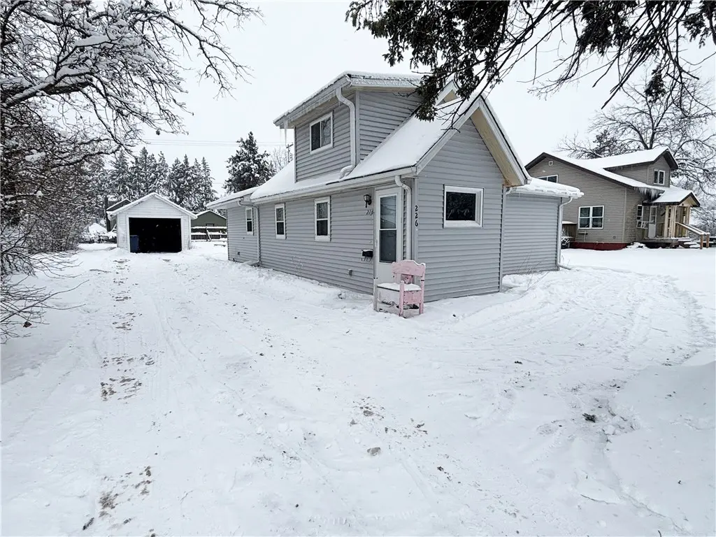 226 W Franklin Avenue, Barron