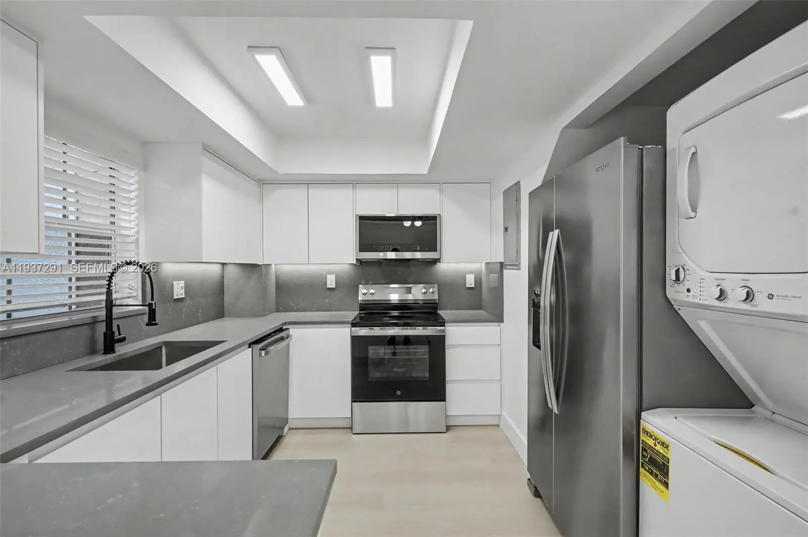 Photo of Listing #A11937291