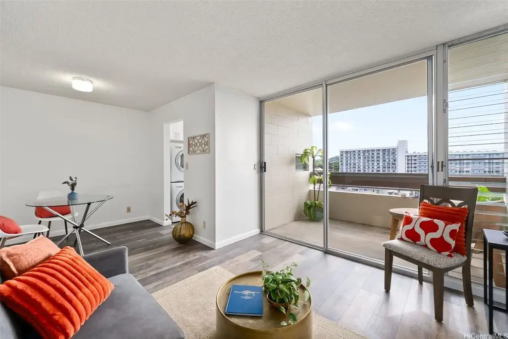 1555 Pohaku Street # A606, Honolulu