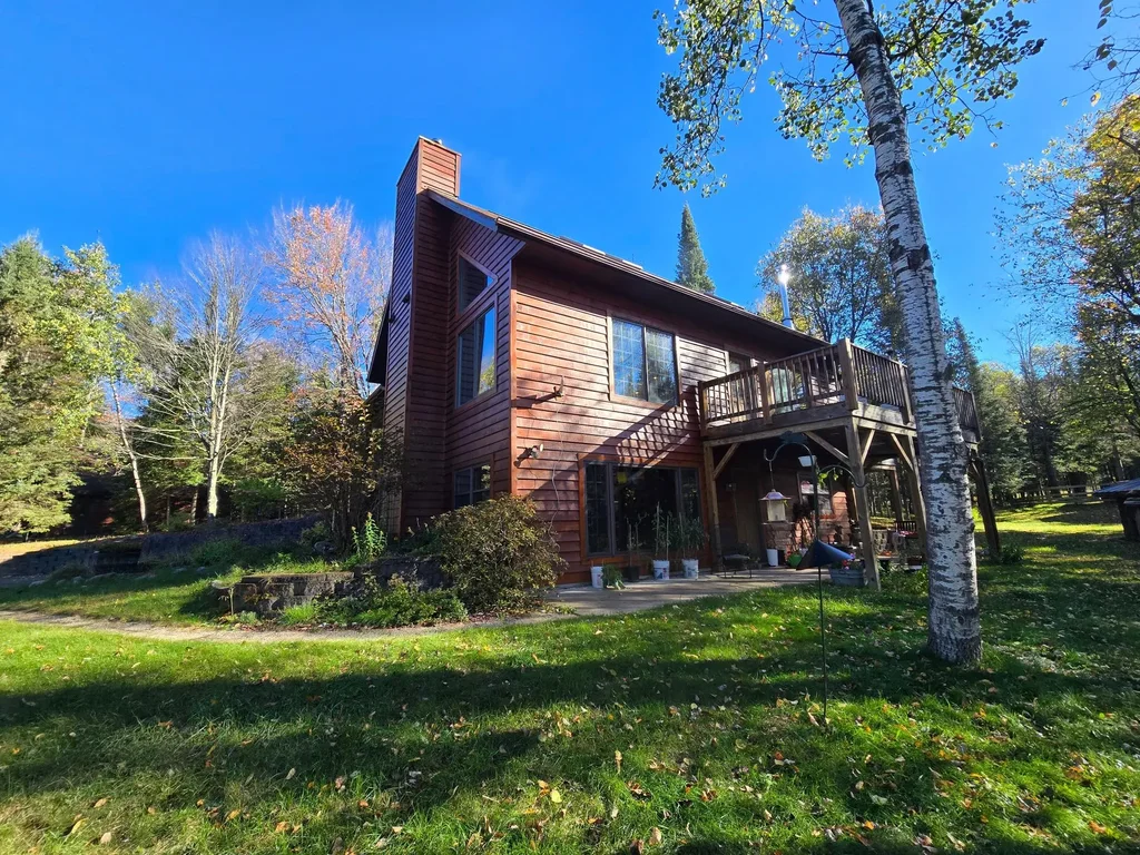 N10841 Honeybee Ln, Tomahawk