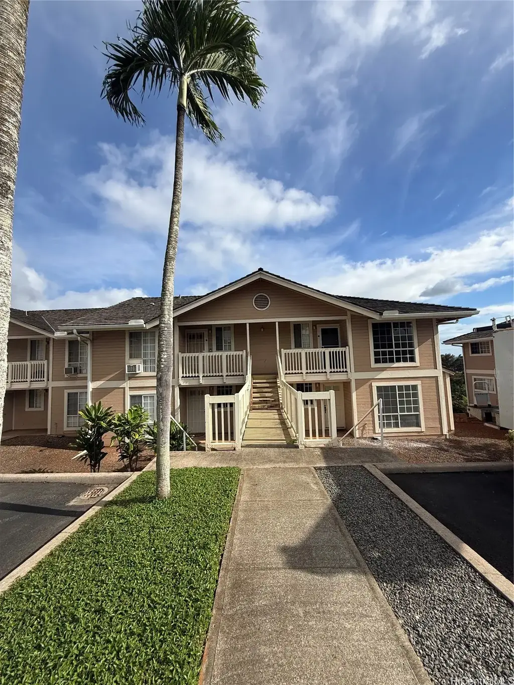 94-098 Manawa Place # O201, Waipahu