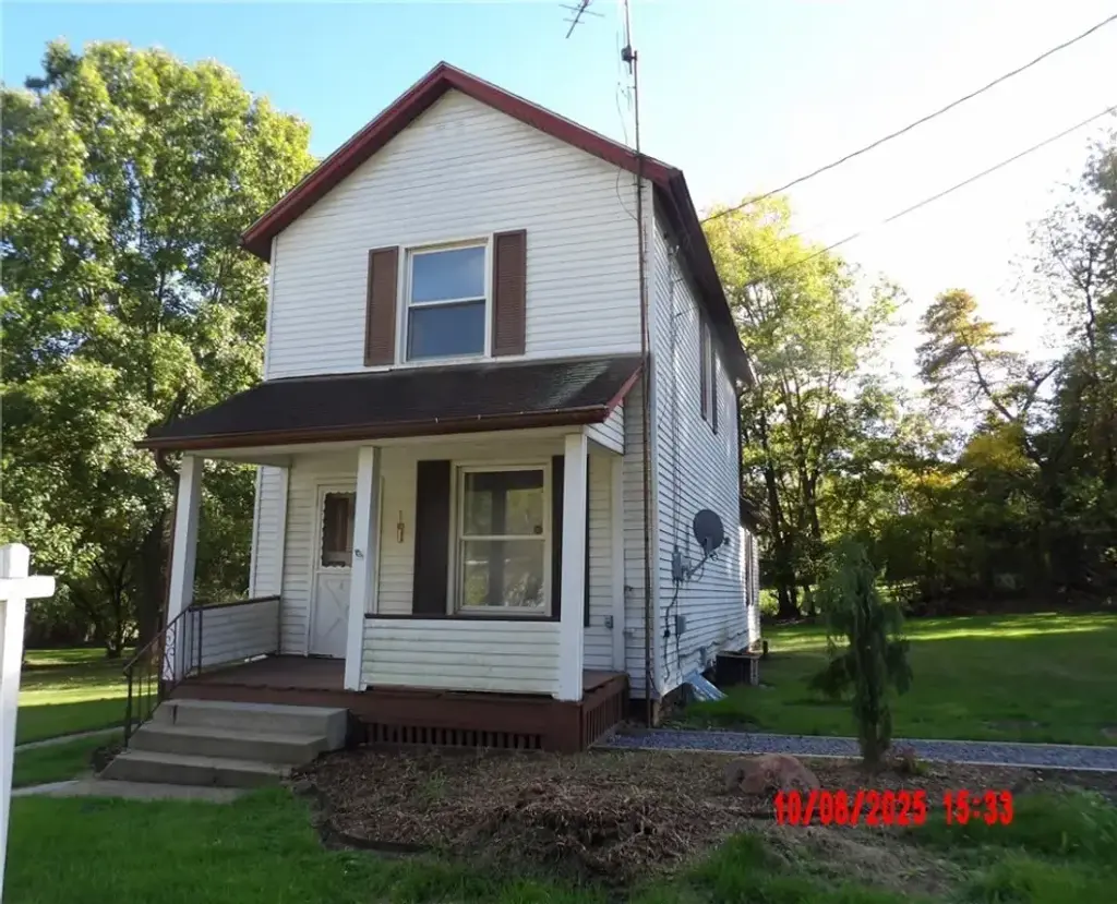 425 Grove Street , Hermitage