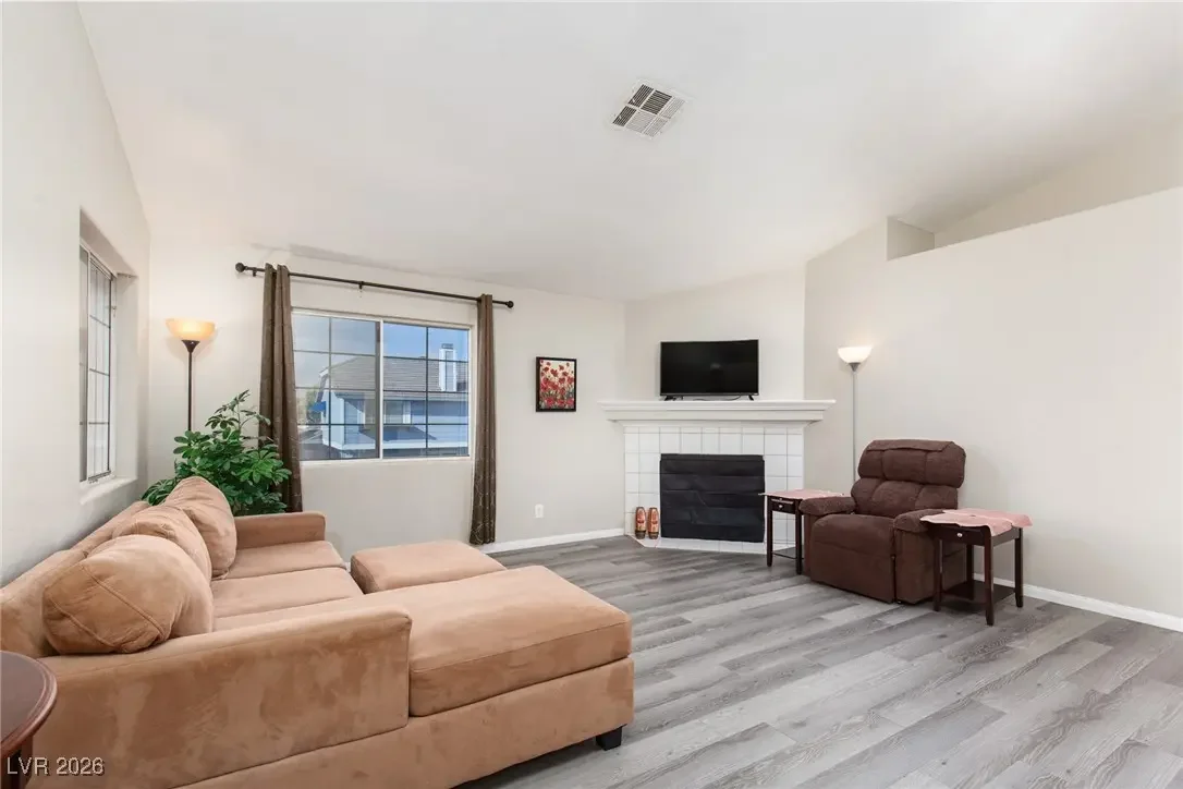 Photo of Listing #2744609