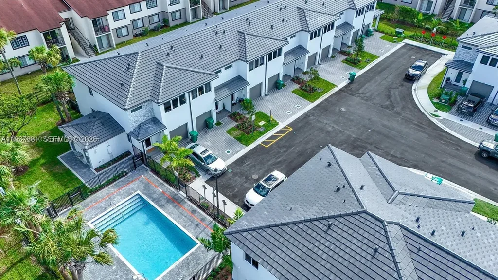 5125 Sw 37th St, Pembroke Park