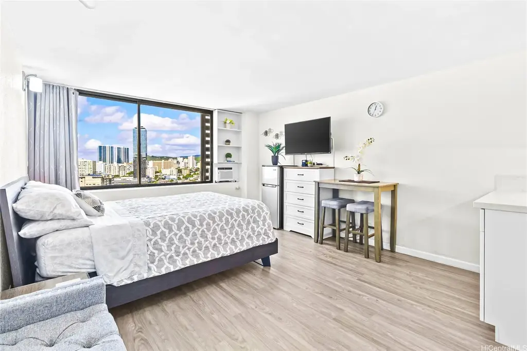 (unit #1715) 444 Niu Street, Honolulu