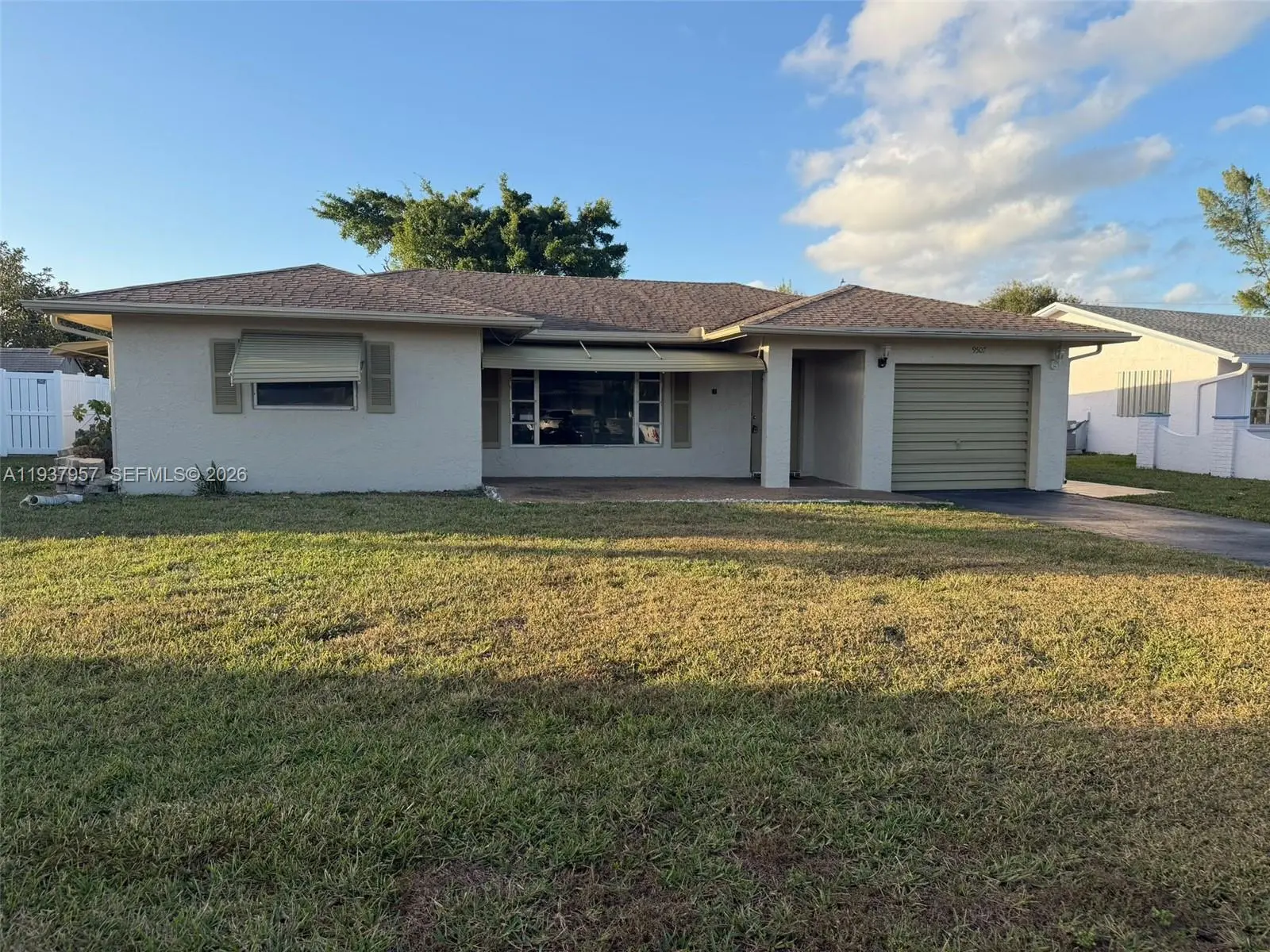 Photo of Listing #A11937957