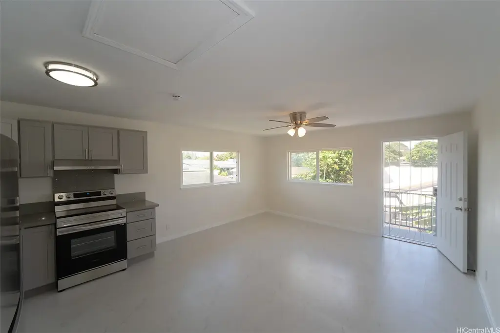 98-179 Kauhihau Place # 179, Pearl City