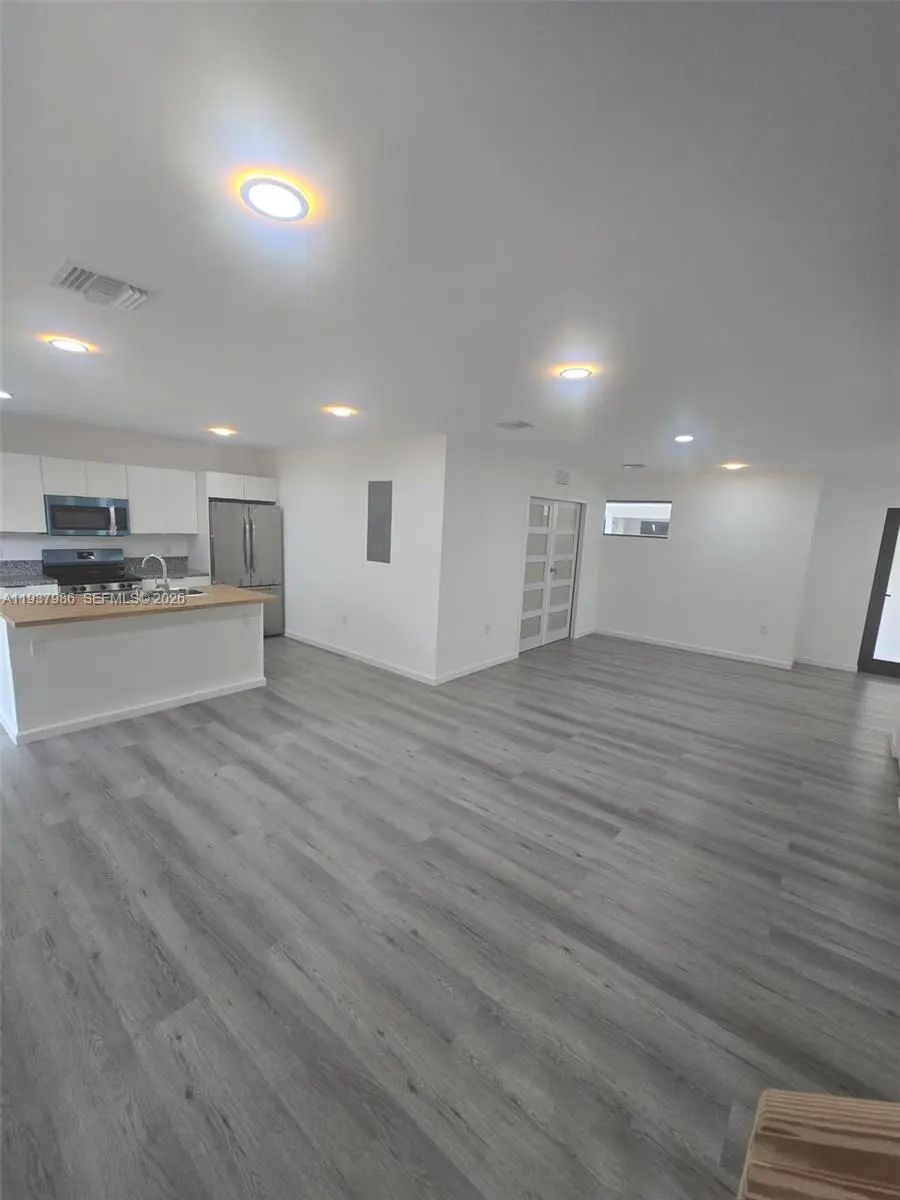 Photo of Listing #A11937986