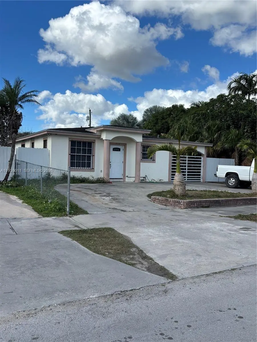 2 of 8 - 514 Nw 7th Avenue, Homestead, FL