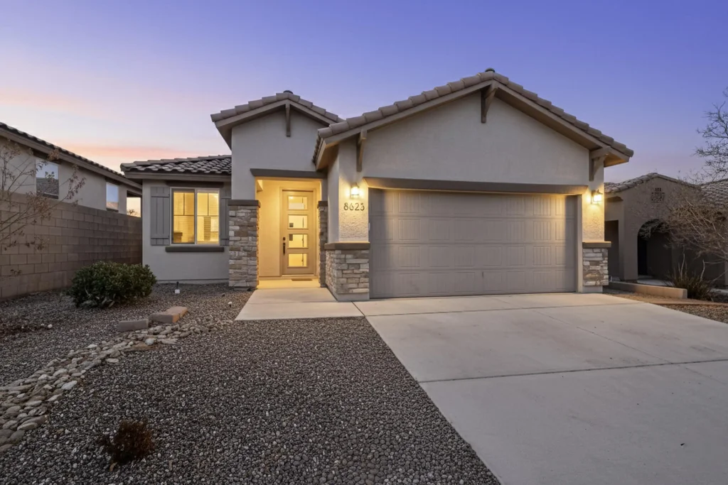 8623 Monsoon Road Nw, Albuquerque
