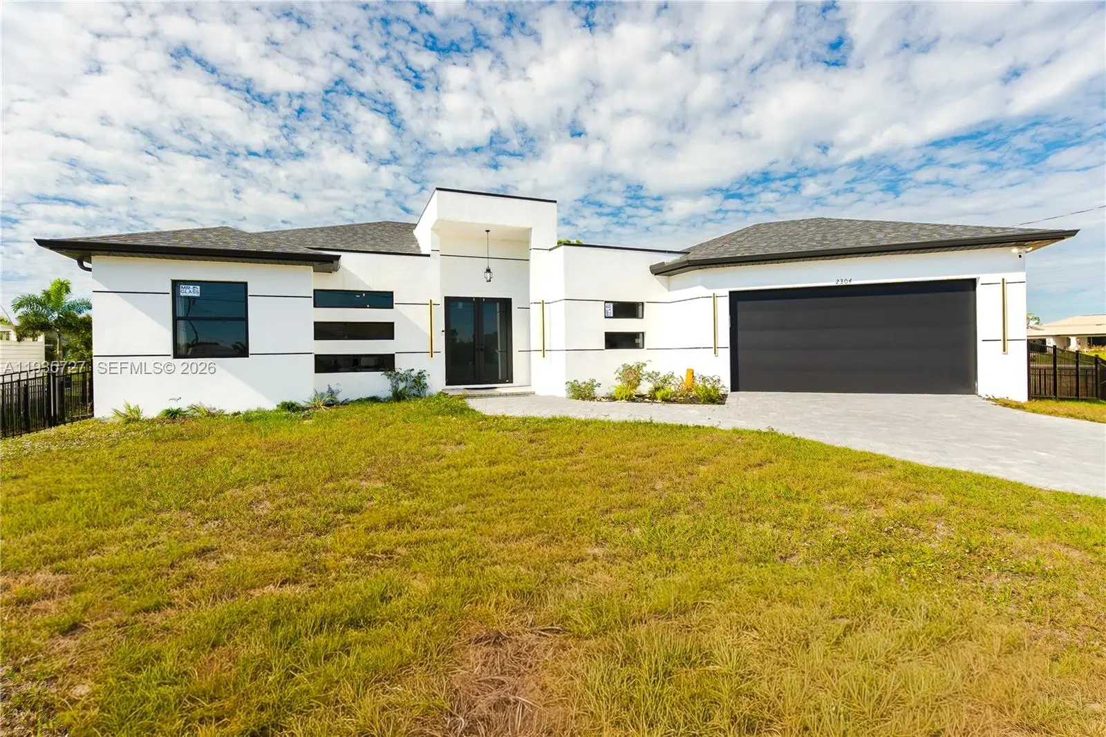 Photo of Listing #A11935727