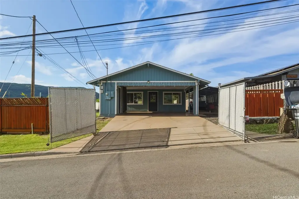 85-835 Piliuka Place, Waianae