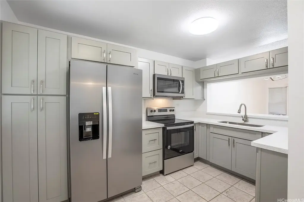 3075 Ala Poha Place # 101, Honolulu