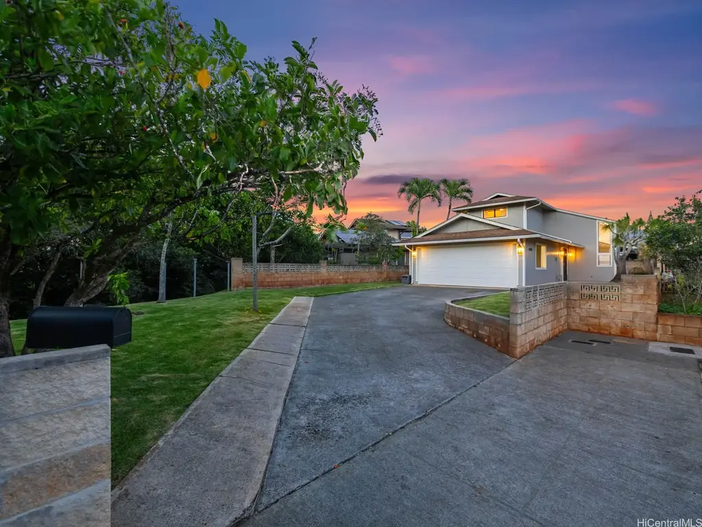 95-197 Lelewalo Street, Mililani