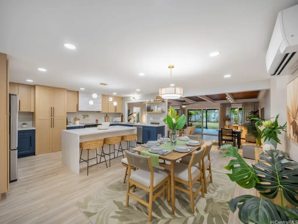 633 Kaha Street, Kailua