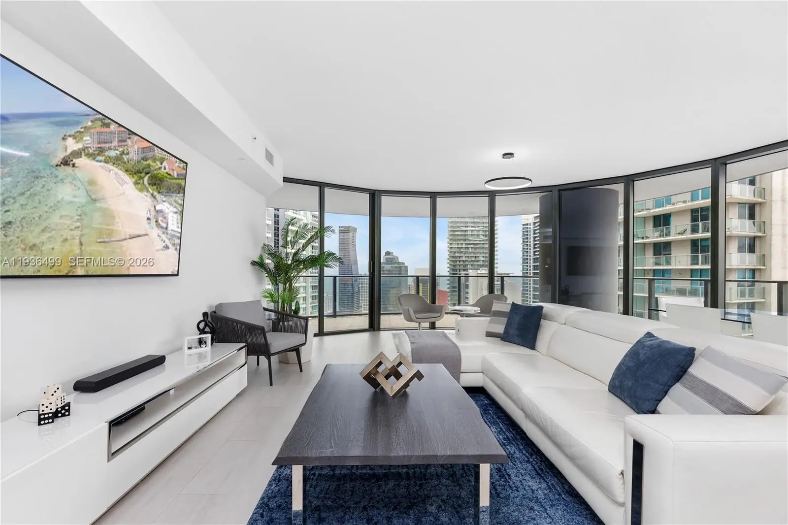 Photo of Listing #A11936499