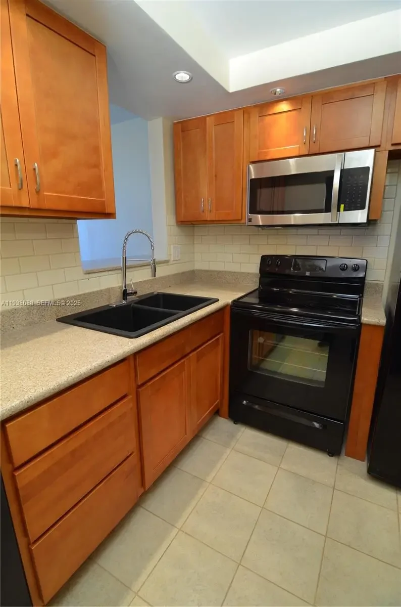 Photo of Listing #A11938688