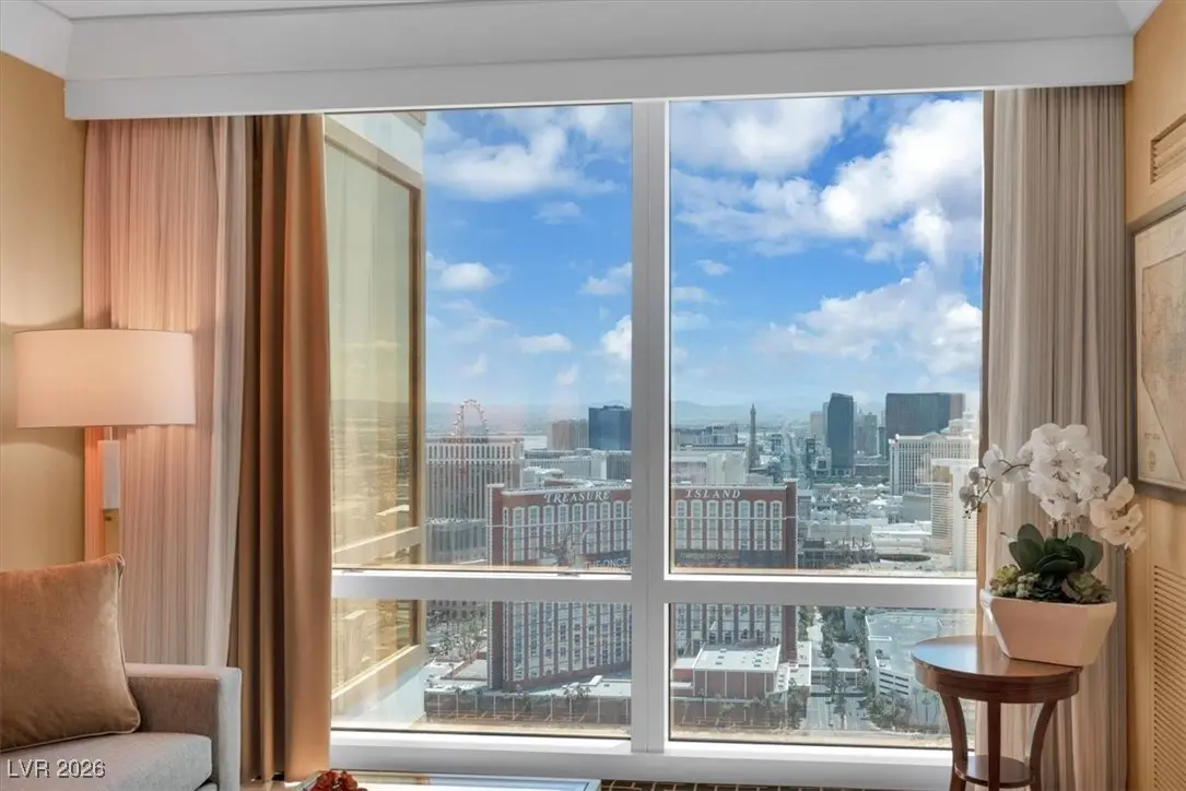 Photo of Listing #2744506