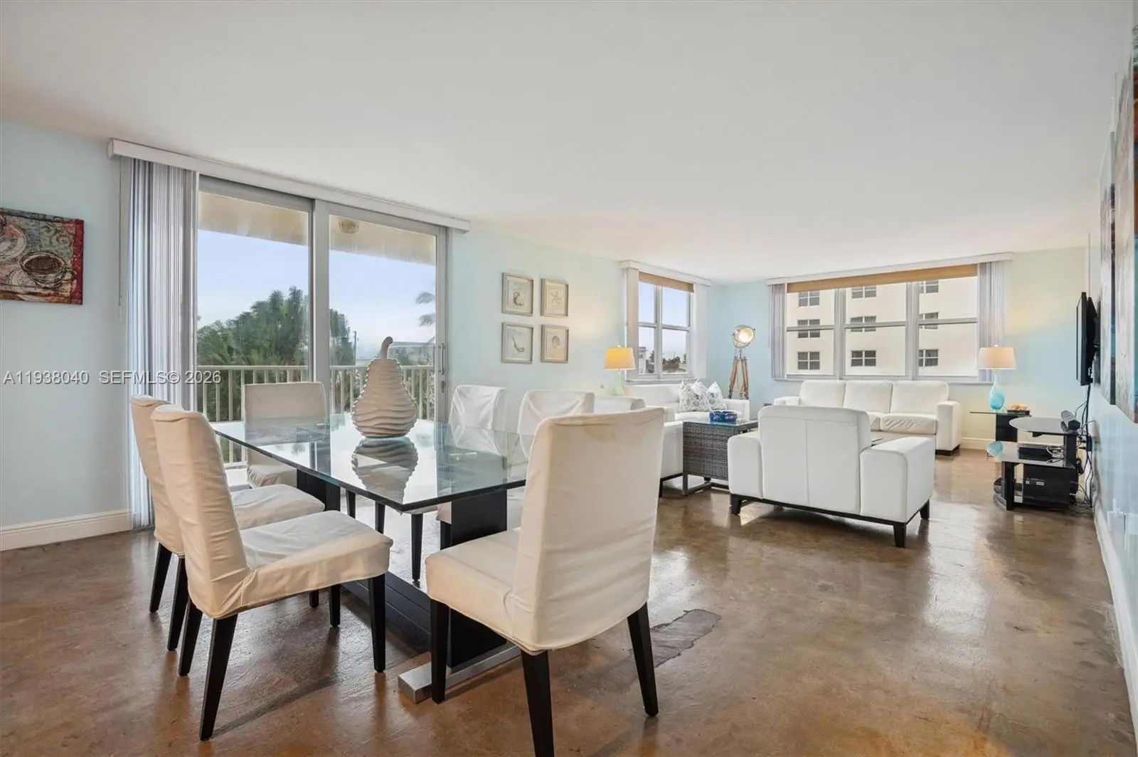 Photo of Listing #A11938040