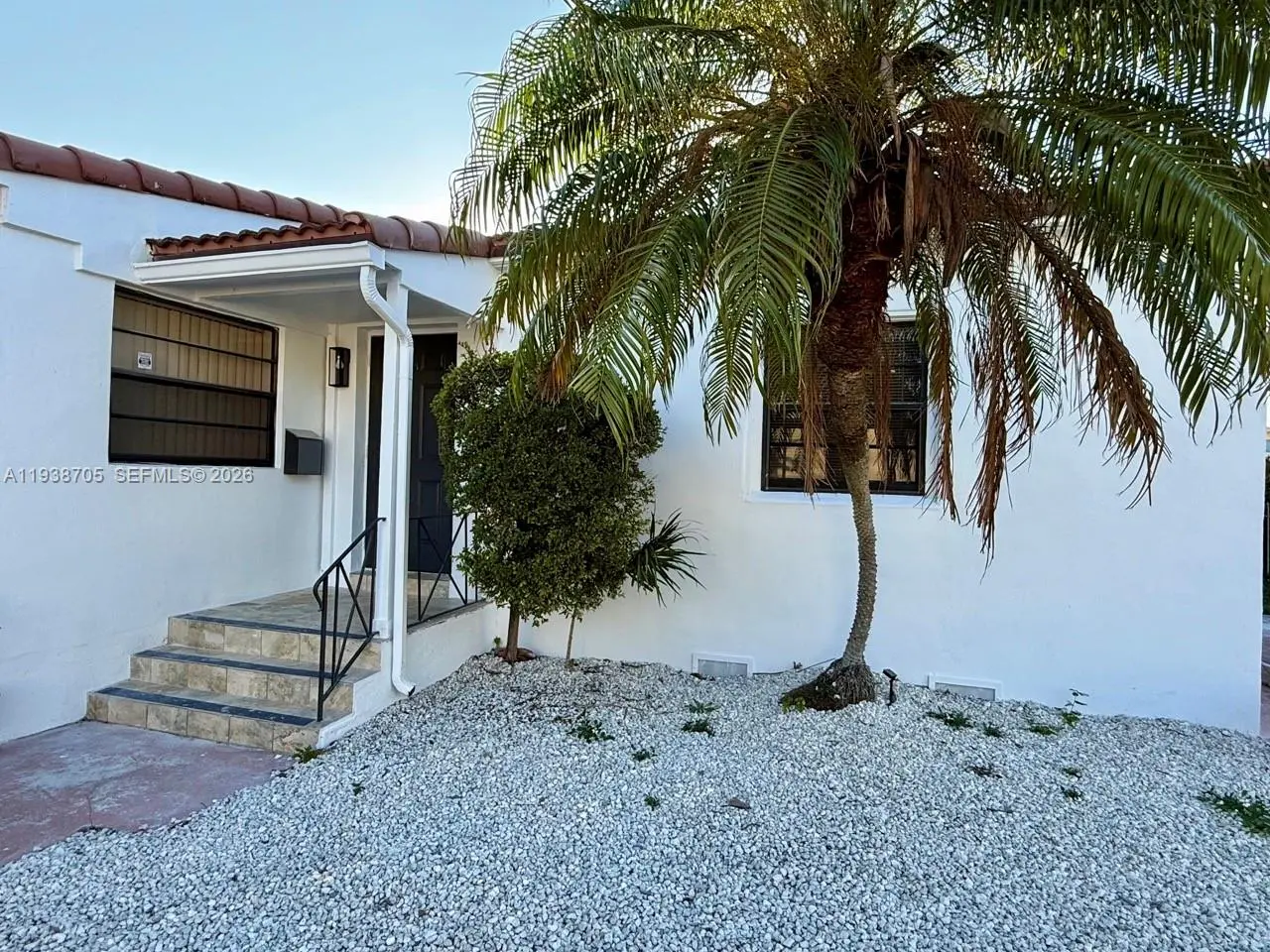 Photo of Listing #A11938705