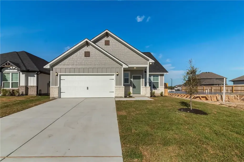 1928 Stubbs Drive, Bryan