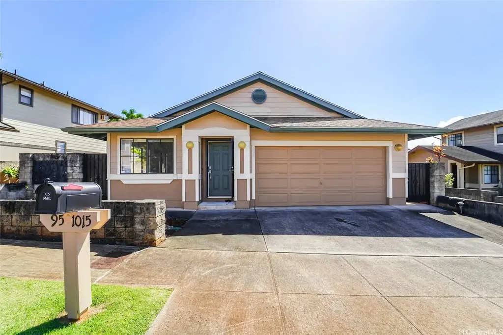 95-1015 Puukoa Street # 36, Mililani
