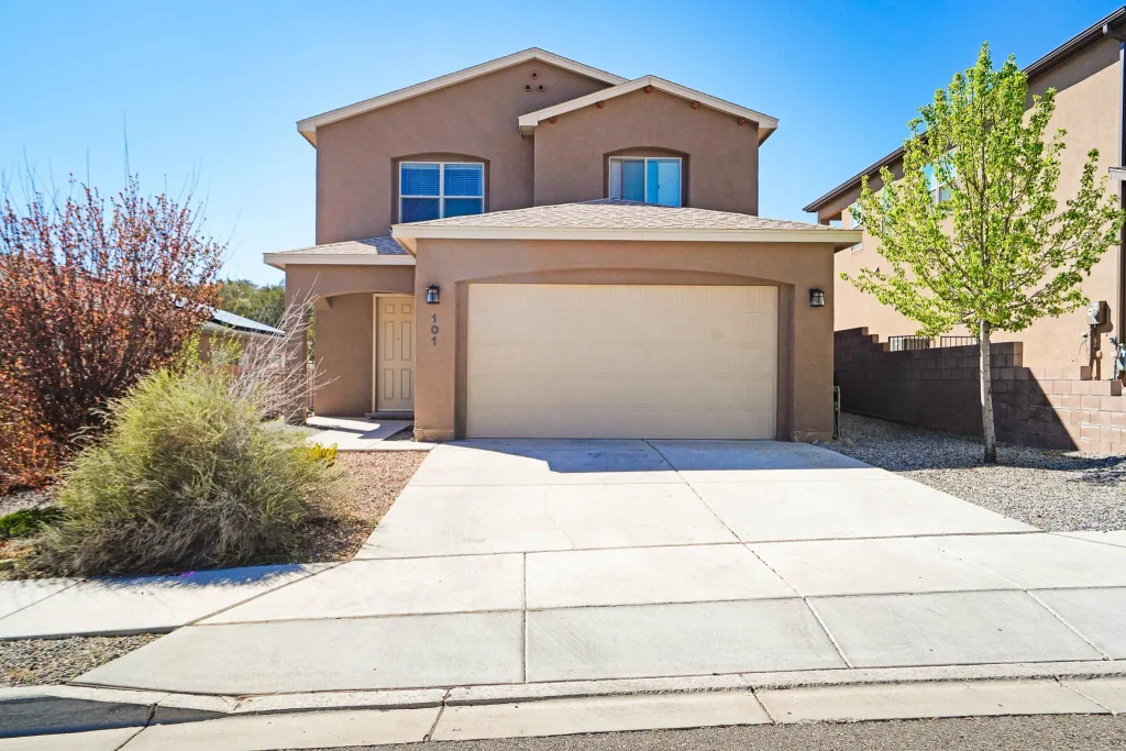 101 Confianza Street, White Rock