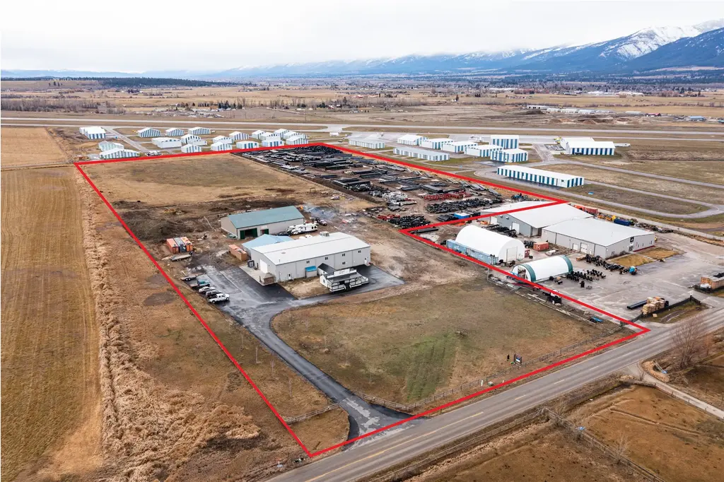 497 Stevensville Airport Road, Stevensville