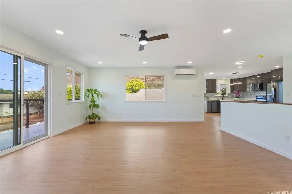 87-102 Kulaaupuni Street # 1, Waianae