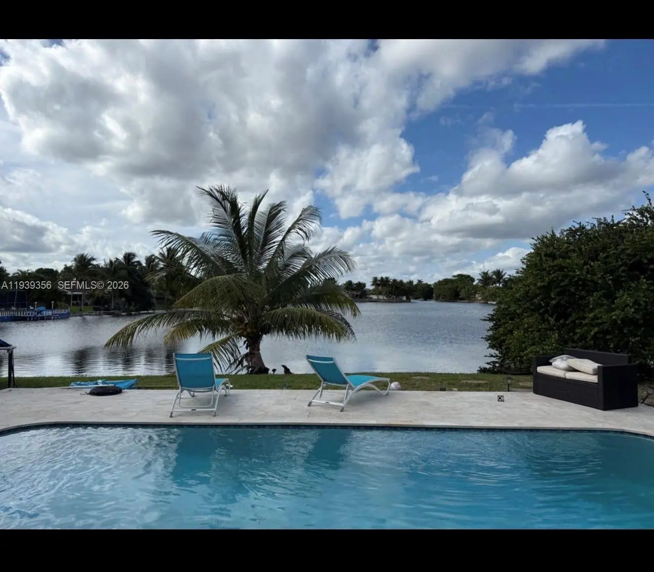 Photo of Listing #A11939356