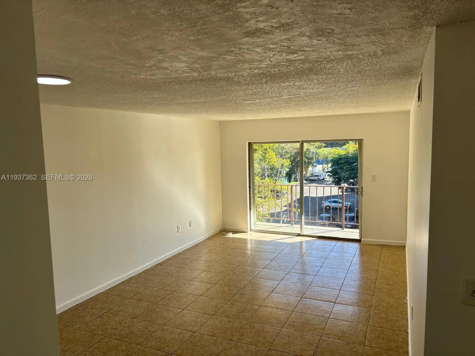 Photo of Listing #A11937362