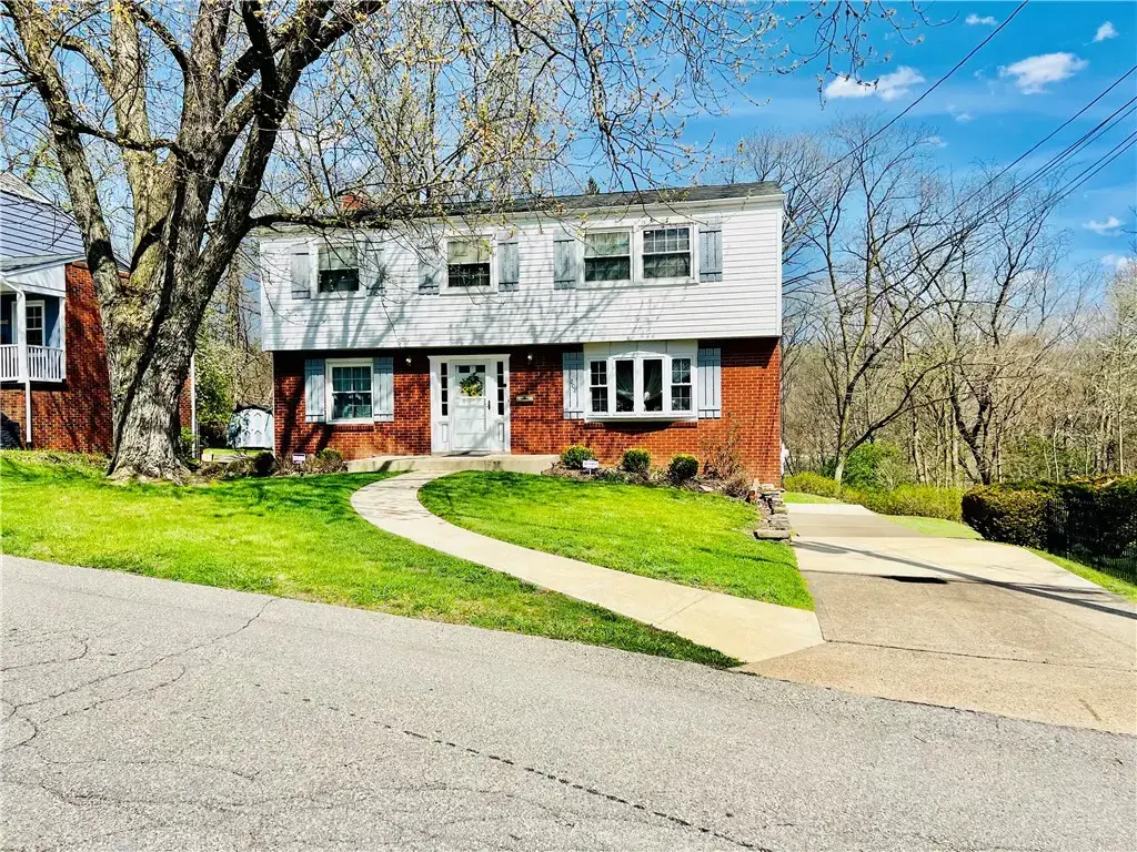 208 Crescent Garden Drive , Penn Hills