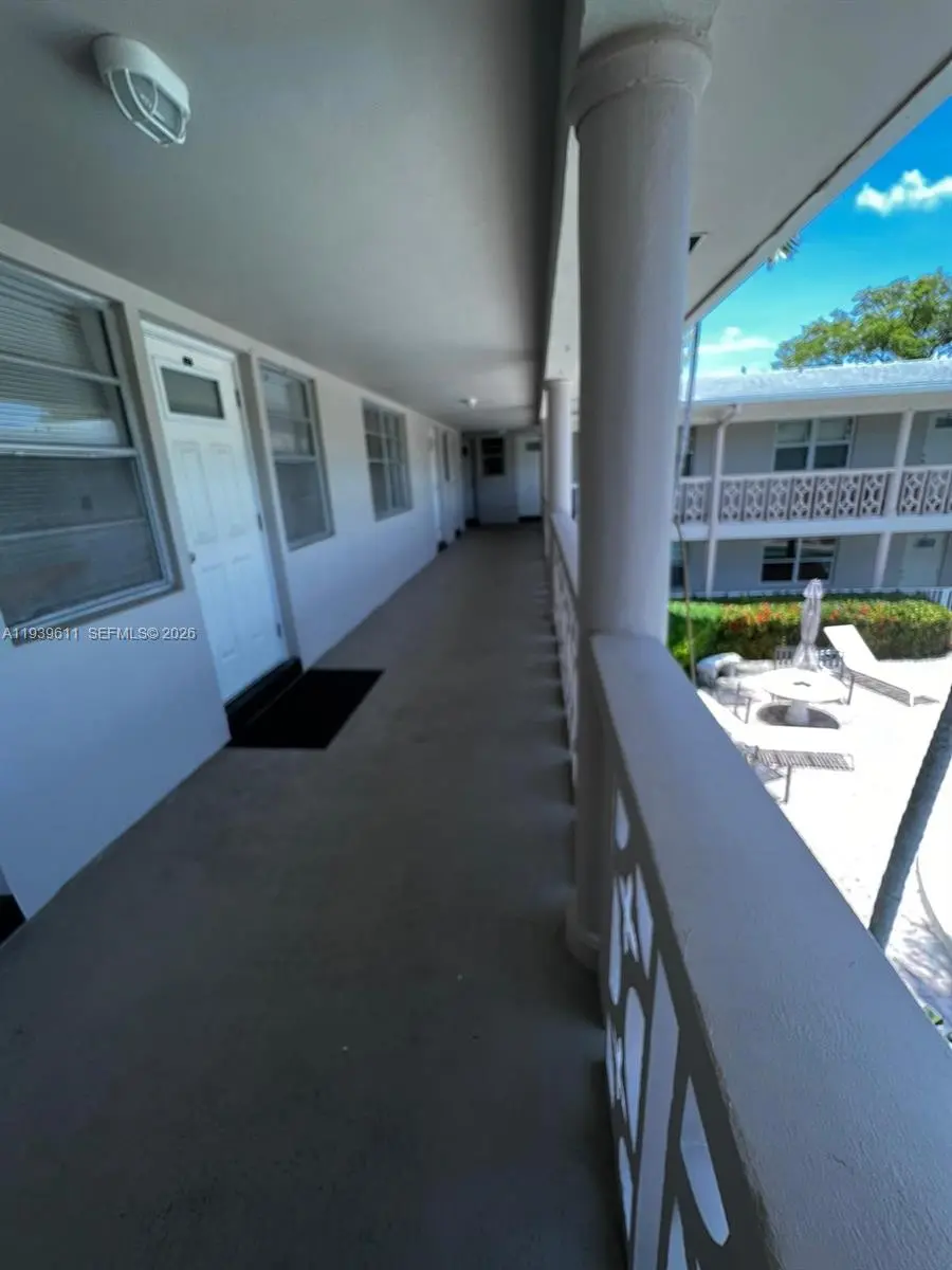 2 of 18 - 2701 Ne 1st Street #203, Pompano Beach, FL