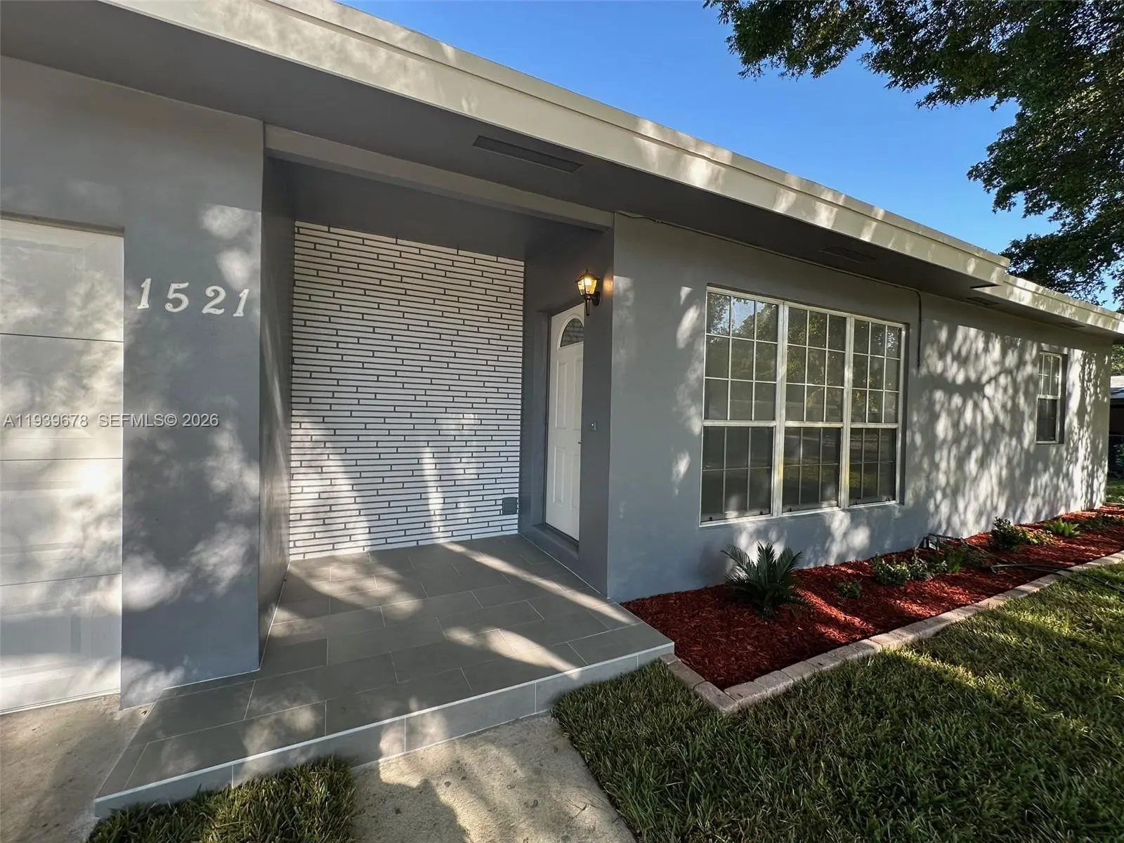 Photo of Listing #A11939678