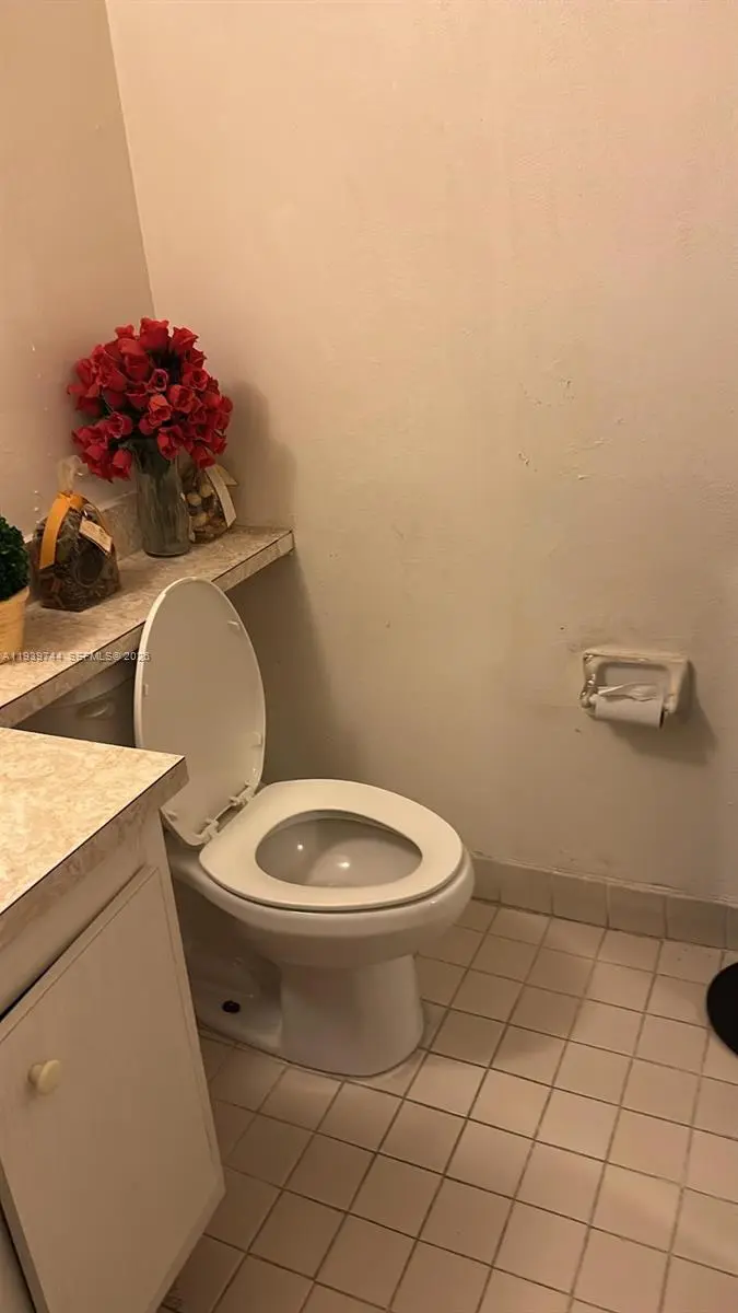 Photo of Listing #A11939744