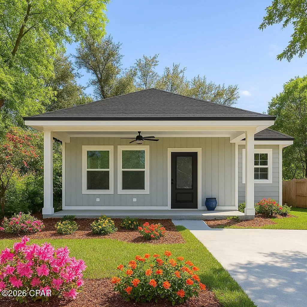 308 E 8th Street, Panama City