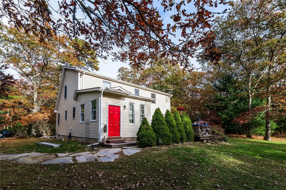 197 Old Coach Rd, Charlestown