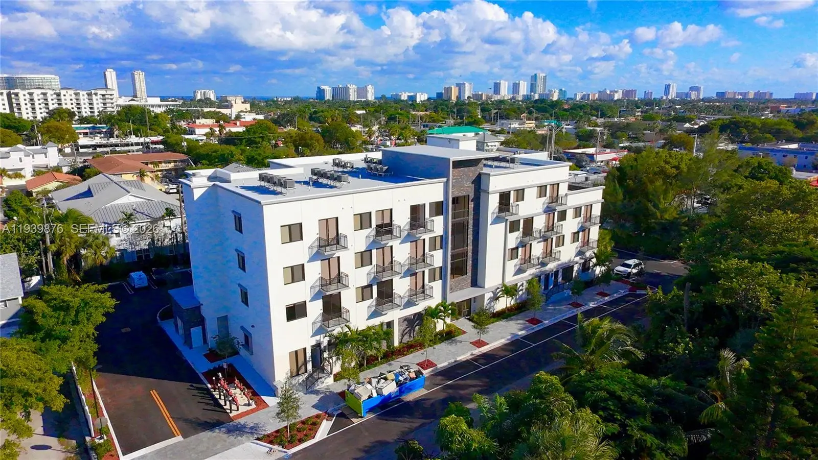 Photo of Listing #A11939876