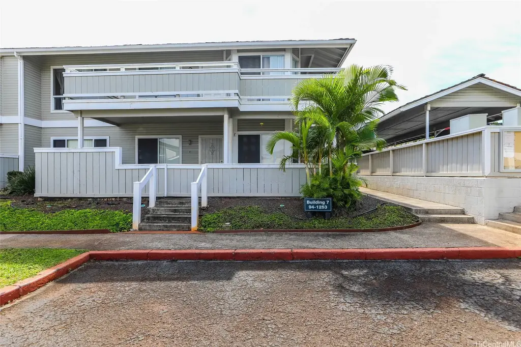 94-1253 Lumikula Street # 7t, Waipahu