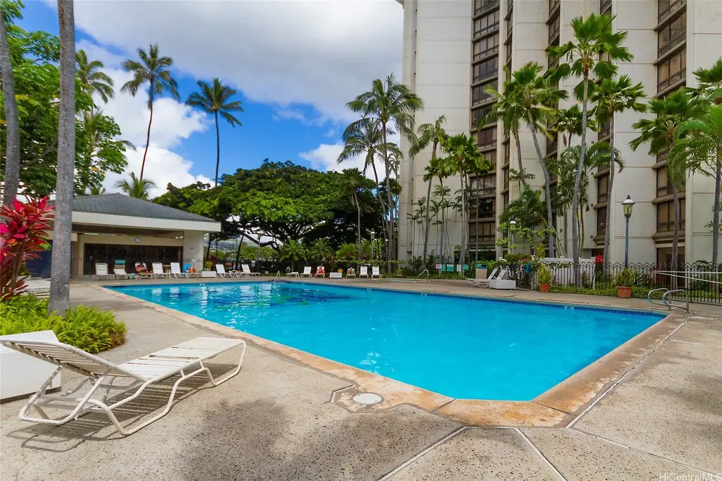 300 Wai Nani Way # I2108, Honolulu
