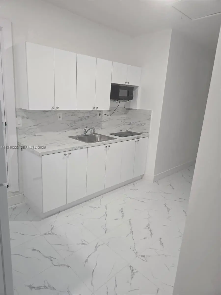 Photo of Listing #A11940223