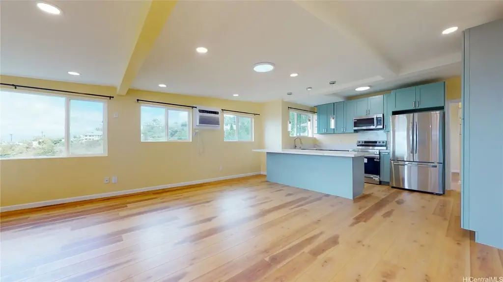 1242 Mamalu Street # 2, Honolulu