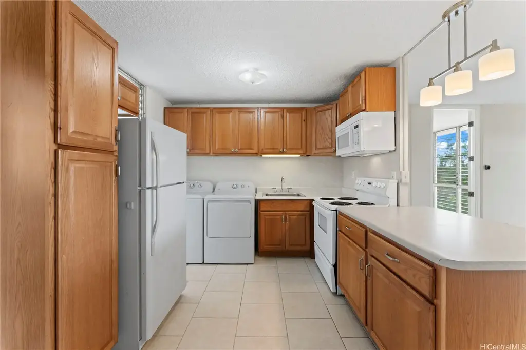 95-2048 Waikalani Place # D604, Mililani