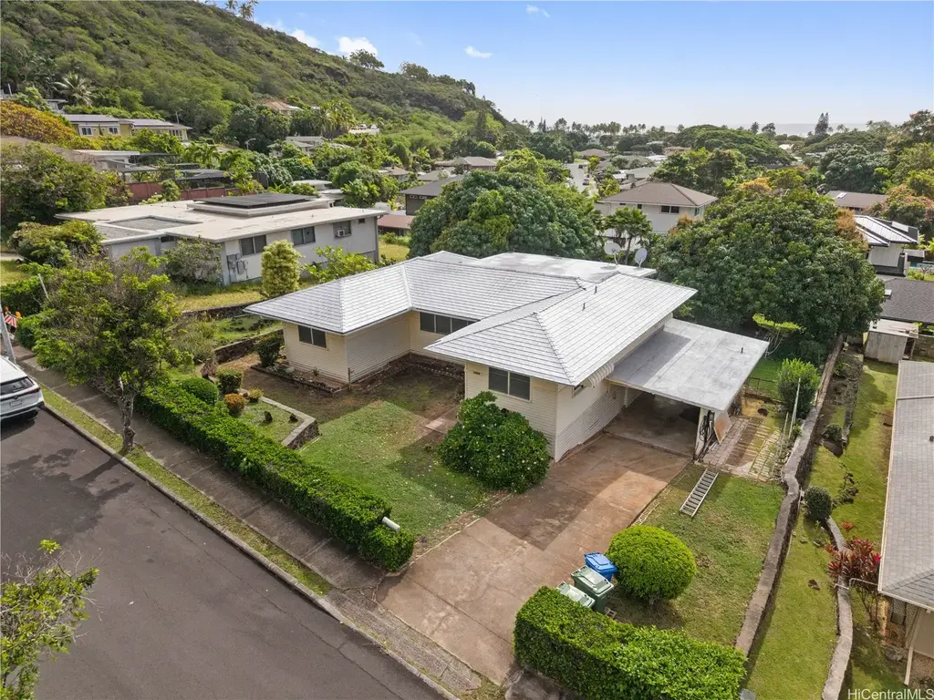 5349 Manauwea Street, Honolulu