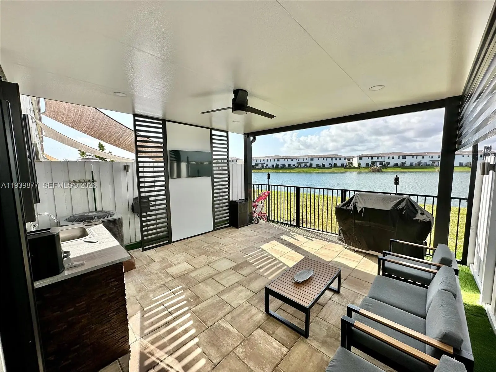 Photo of Listing #A11939877